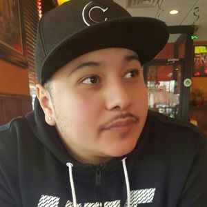 Meet your Posher, Mannie